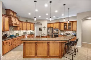 205 Somerford Ct, Bakersfield, CA 93312 - Photo 34