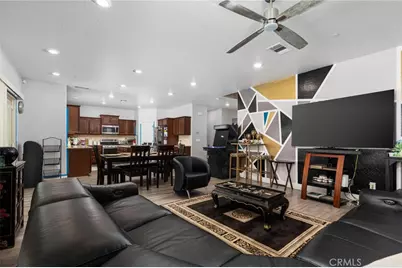 2327 N Elm, Visalia, CA 93291 - Photo 20