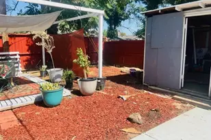 824 N Willis, Visalia, CA 93291 - Photo 34