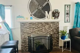 824 N Willis, Visalia, CA 93291 - Photo 10