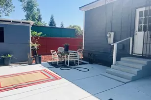 824 N Willis, Visalia, CA 93291 - Photo 36