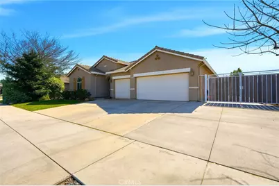 3531 W Perez, Visalia, CA 93291 - Photo 4