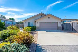 960 Las Tunas, Morro Bay, CA 93442 - Photo 1
