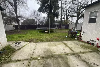 515 Neville, Hanford, CA 93230 - Photo 18