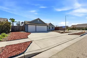 865 Avalon Dr, Lemoore, CA 93245 - Photo 4