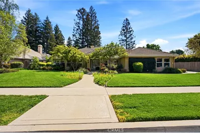 2134 Cottonwood Circle, Visalia, CA 93277 - Photo 2