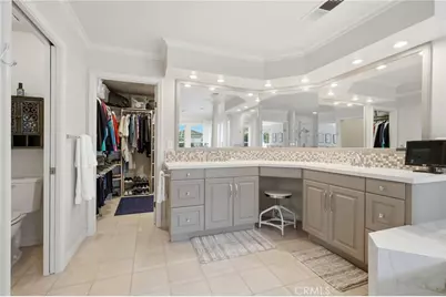 2134 Cottonwood Circle, Visalia, CA 93277 - Photo 48