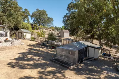 24351 Willow Pass Drive, Tehachapi, CA 93561 - Photo 34