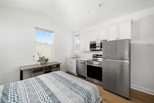 1083 Legacy, San Luis Obispo, CA 93405 - Photo 38