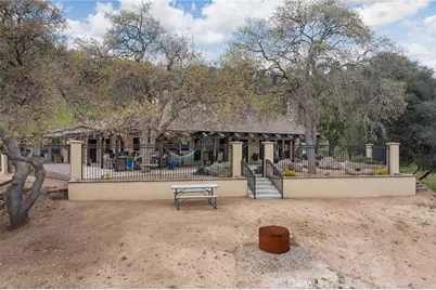 29501 Hart Oaks Drive, Keene, CA 93531 - Photo 2