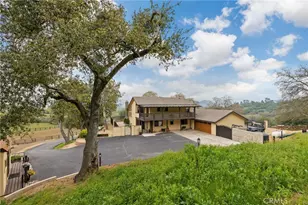 29501 Hart Oaks Dr, Keene, CA 93531 - Photo 4