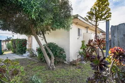 2011 Paso Robles, Oceano, CA 93445 - Photo 12