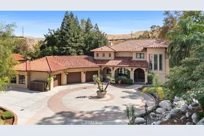 14025 Yokuts, Bakersfield, CA 93306 - Photo 2