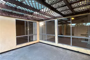 994 E Gladwick St, Carson, CA 90746 - Photo 14