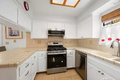 1092 Baden Avenue, Grover Beach, CA 93433 - Photo 14