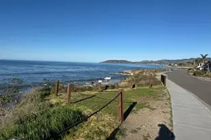 220 Capistrano Ave, Pismo Beach, CA 93449 - Photo 30