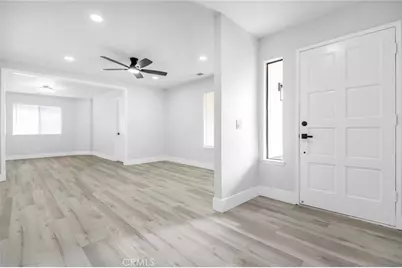 1828 S Hillcrest, Visalia, CA 93292 - Photo 4