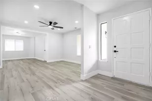 1828 S Hillcrest, Visalia, CA 93292 - Photo 4