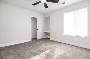 1828 S Hillcrest, Visalia, CA 93292 - Photo 18