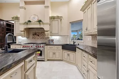 15014 Thunder Valley Road, Bakersfield, CA 93314 - Photo 16