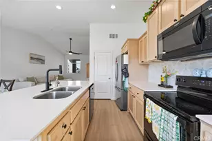 807 Potts Pt Wy, Bakersfield, CA 93307 - Photo 12