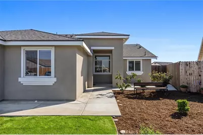 807 Potts Point Way, Bakersfield, CA 93307 - Photo 4