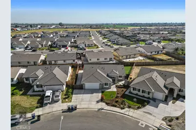 807 Potts Point Way, Bakersfield, CA 93307 - Photo 46