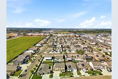 3317 N Clay, Visalia, CA 93291 - Photo 10