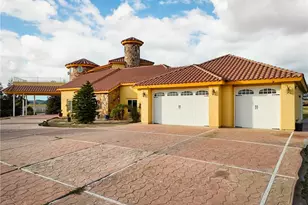 9446 Kern River, Bakersfield, CA 93308 - Photo 56