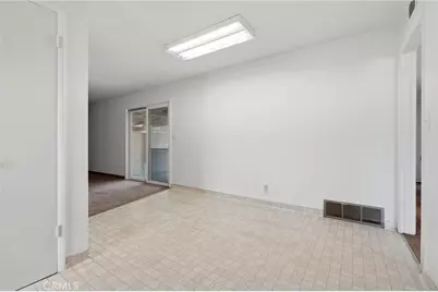 1123 E Washington Avenue, Reedley, CA 93654 - Photo 24