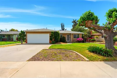 1123 E Washington Avenue, Reedley, CA 93654 - Photo 4
