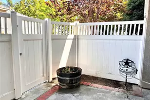 24322 Sage Ct, Laguna Hills, CA 92653 - Photo 12