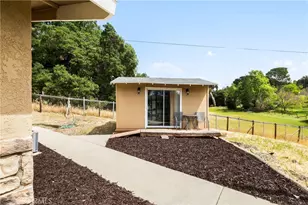 6055 Flores, Atascadero, CA 93422 - Photo 10