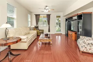 331 Hollyhill Dr, Bakersfield, CA 93312 - Photo 8