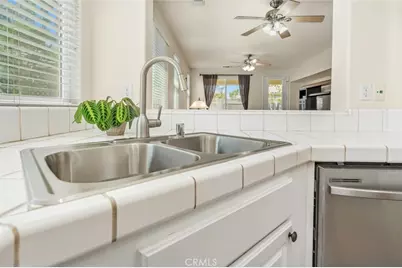 331 Hollyhill Drive, Bakersfield, CA 93312 - Photo 16