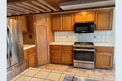 30081 Jamaica Dunes Drive, Tehachapi, CA 93561 - Photo 12