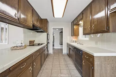 5605 Halifax, Bakersfield, CA 93309 - Photo 32