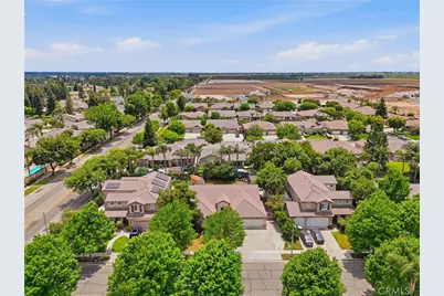 6111 W Pryor Avenue, Visalia, CA 93277 - Photo 10