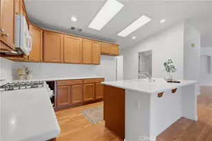 6111 W Pryor Ave, Visalia, CA 93277 - Photo 22