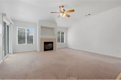 6111 W Pryor Avenue, Visalia, CA 93277 - Photo 32