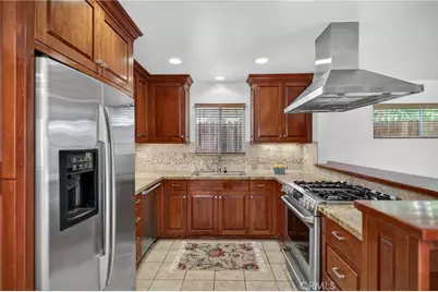 3319 Candlewood Drive, Bakersfield, CA 93306 - Photo 16