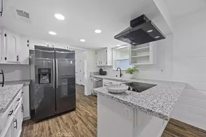 4201 Charter Oaks Avenue, Bakersfield, CA 93309 - Photo 10