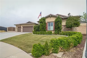 701 Christensen Ct, Bakersfield, CA 93314 - Photo 2