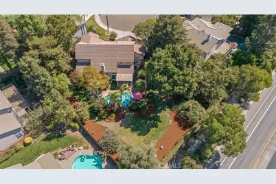 6030 W Country Court, Visalia, CA 93277 - Photo 2