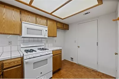 18520 Glenview Court, Tehachapi, CA 93561 - Photo 32