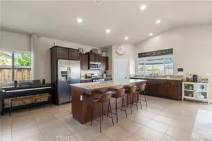 9500 Laurelwood Ct, Shafter, CA 93263 - Photo 10