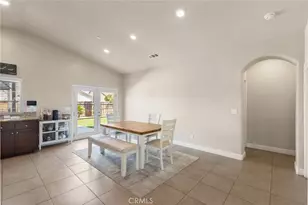 9500 Laurelwood Ct, Shafter, CA 93263 - Photo 8