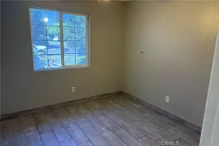 409 W Packwood, Visalia, CA 93277 - Photo 8