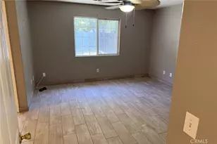 409 W Packwood, Visalia, CA 93277 - Photo 10