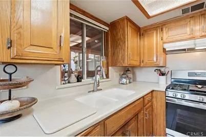 4007 W Myrtle Avenue, Visalia, CA 93277 - Photo 26